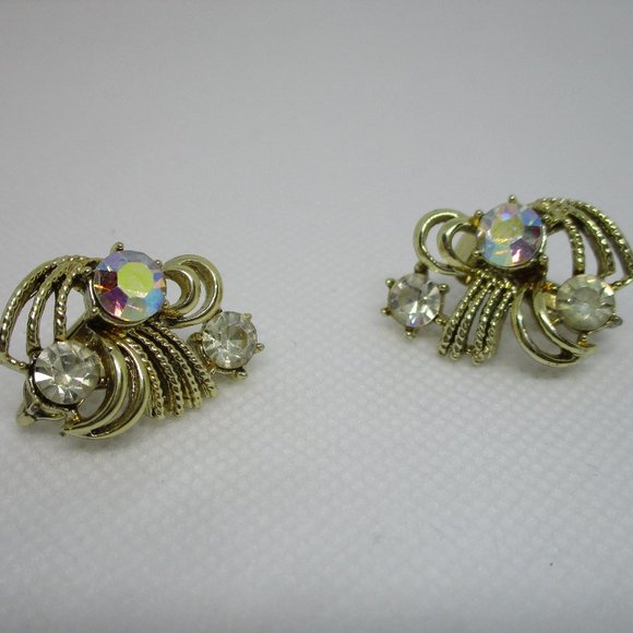 Coro Vintage Clip Earrings with Rhinestones for Women - Picture 4 of 6
